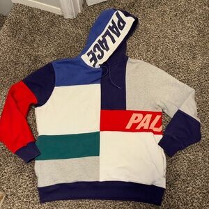 Palace skateboards ‘Patch Hood’ Hoodie. EUC. Men’s Large